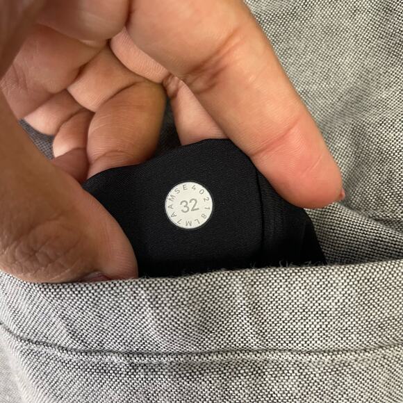 Lululemon Commission Short Relaxed‎ *Qwick Oxford " Black / White - Picture 3 of 4